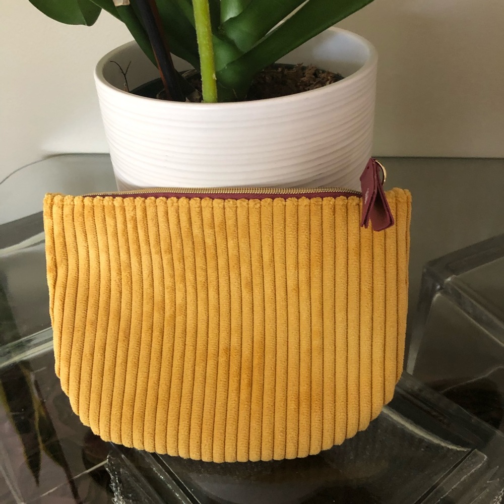 IPSY Cosmetic Case Pouch NWOT.